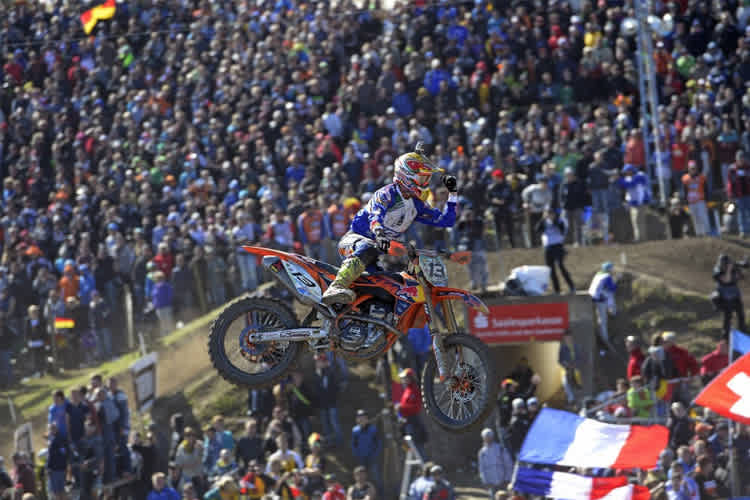 Das Motocross der Nationen findet 2015 in Ernee statt