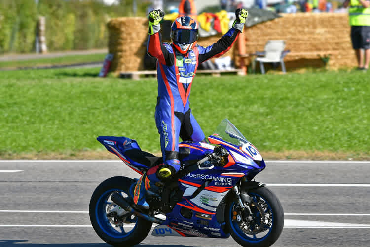 Christian Schmitz belegt zurzeit den dritten Platz der IRRC-Supersport-Wertung