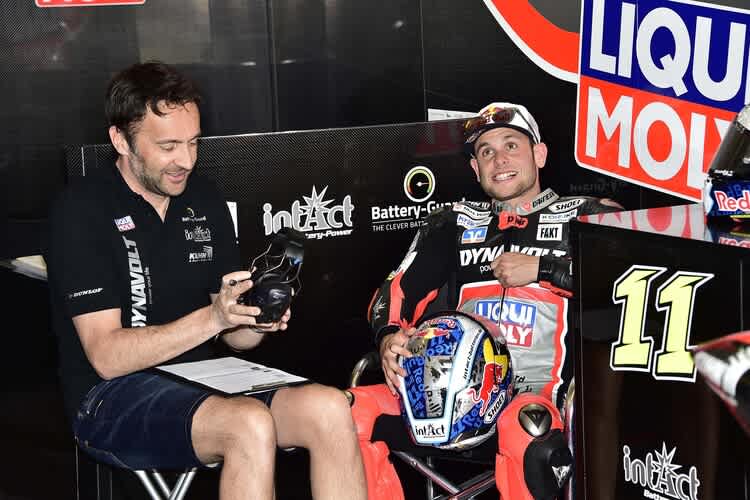 Sandro Cortese mit Crew-Chief Lucio Nicastro
