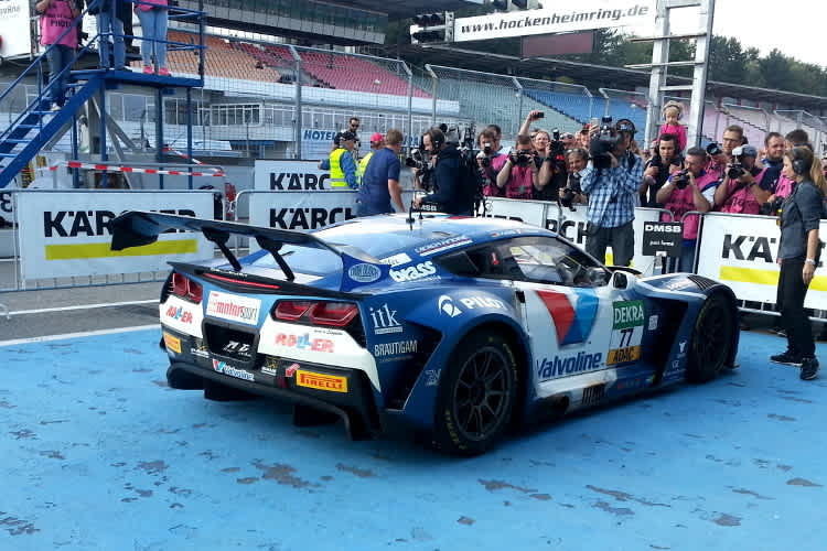 Die Callaway Corvette C7 GT3-R beim Erzielen des Titels im ADAC GT Masters 