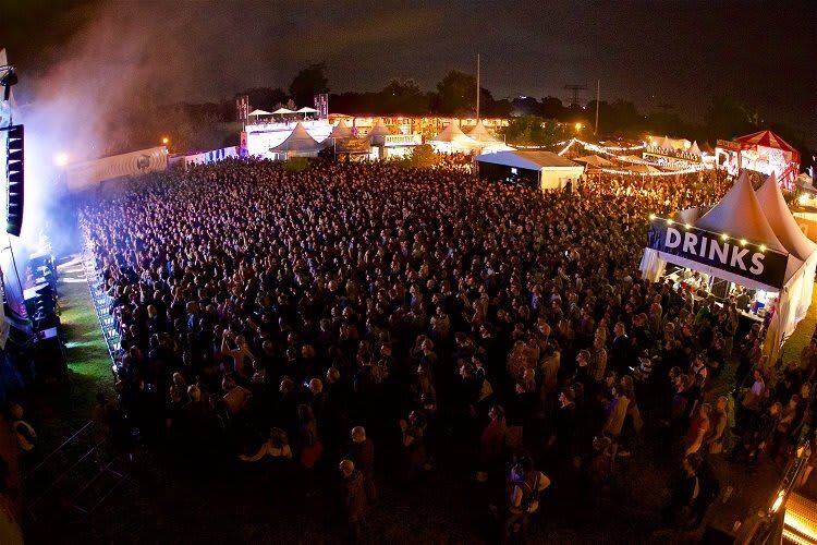 Motorradkultur ist voll im Trend: 10.000 Besucher am Pure&Crafted in Berlin