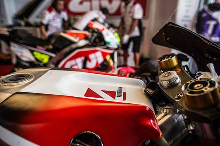 Bie LCR-Honda werden 2018 vier Bikes in der Box stehen