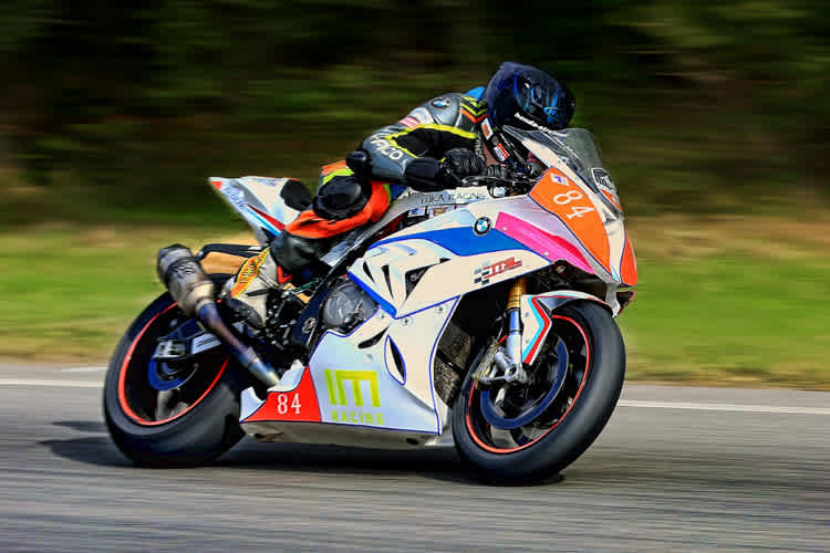 David Datzer beim Frohburger Dreieckrennen 2015