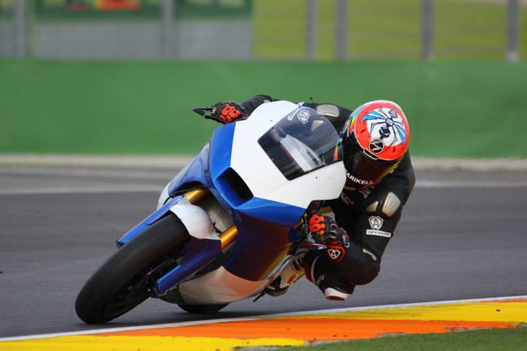 Alex De Angelis auf der Suter-Maschine des Teams La Fonte Tascaracing 