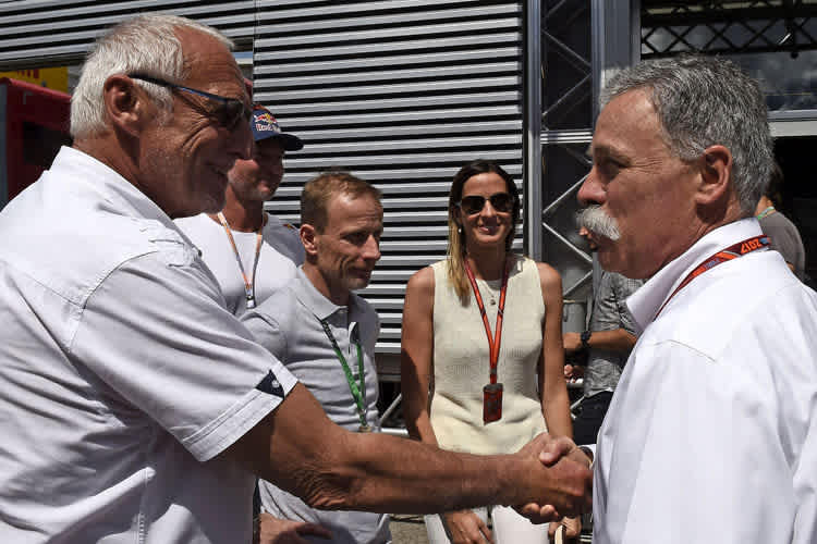 Red Bull-Chef Dietrich Mateschitz: «In der Entwicklung und im Einsatz der neuen Motoren wird insgesamt eine Milliarde verprasst, die nicht in Frage gestellt wird»