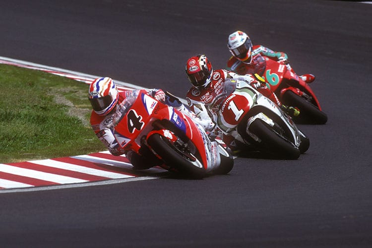 1994: Mick Doohan vor Kevin Schwantz und Wildcard-Pilot Norick Abe