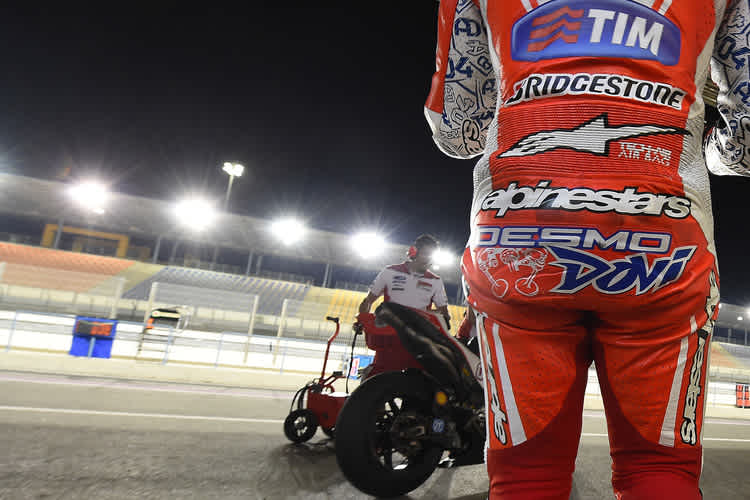 Andrea Dovizioso nennt sich jetzt «Desmo Dovi» – siehe Lederkombi