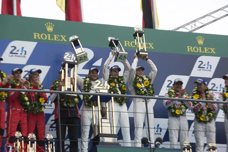 Die Sieger auf dem Podium