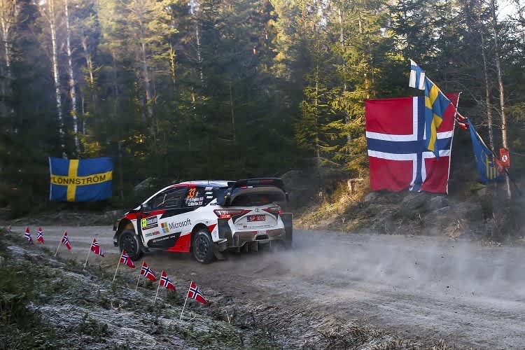 Elfyn Evans führt auch in Schweden
