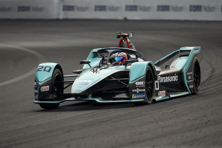 Mitchell Evans musste sein Rennen im Talkessel nach einem bösen Crash beenden