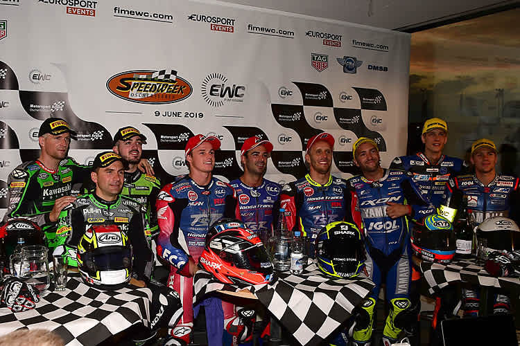 Die drei erstplatzierten Teams vom 8-Stunden-Rennen der Endurance-WM in Oschersleben