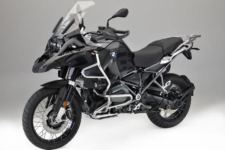 Im dazugestellten Bild ist im Vorderrad angeblich ein Nabenmotor mit 170 PS Systemleistung zu sehen. Es wurde brav publiziert