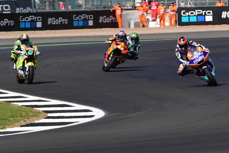 Augusto Fernandez (40) setzte sich letztlich gegen Jorge Navarro (9) und Brad Binder (41) durch