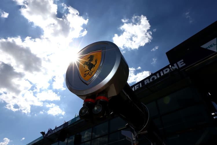 Viel Gepäck: Ferrari muss an jedem Rennwochenende auch eine logistische Herausforderung meistern