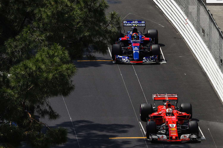 Toro Rosso muss sich hinter Ferrari anstellen