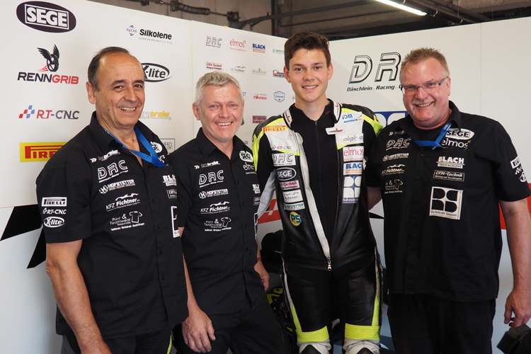 Diego Romero (li.) mit dem Team Fetz