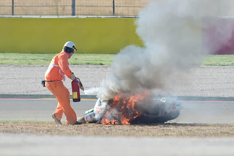 Die Ducati von Barbera wurde ein Raub der Flammen