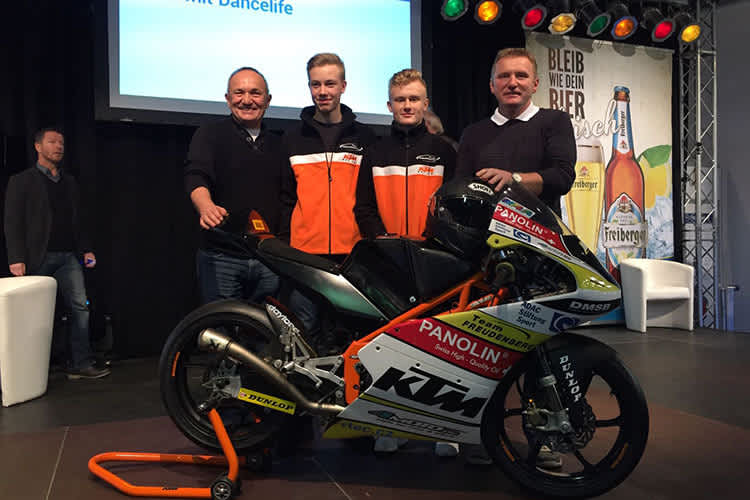 Sachsenkrad in Dresden: Michael Freudenberg, Jan-Ole Jähnig, Tim Georgi und Carsten Freudenberg