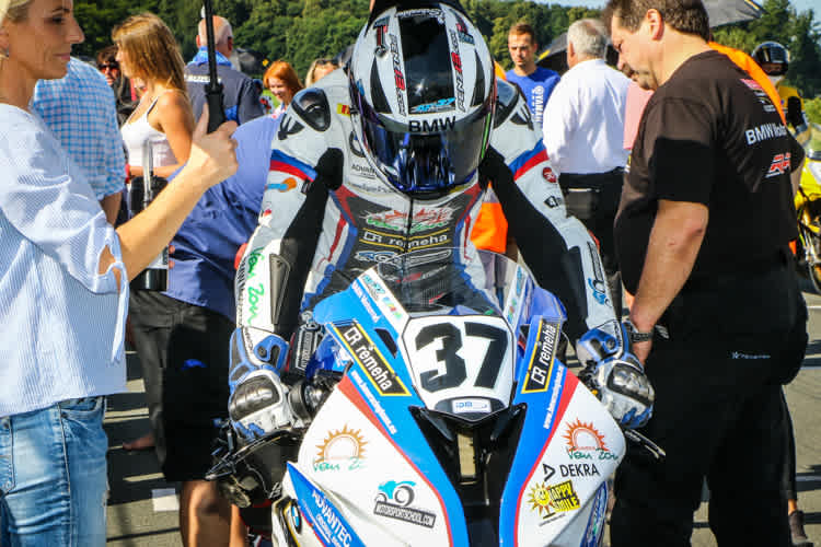 Mit Magenverstimmung am Start