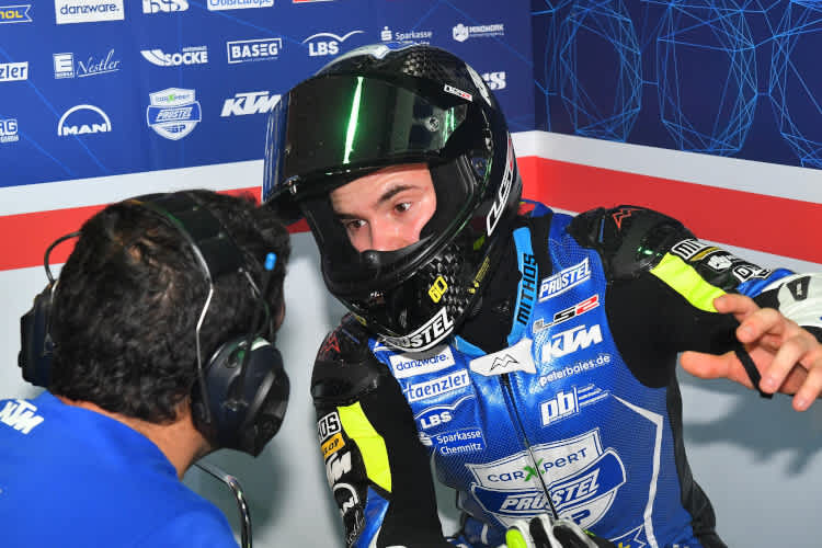 Dirk Geiger (17) in der PrüstelGP-Box