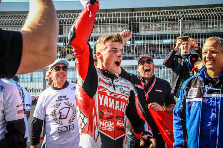 Mathieu Gines ist Superstock-Gesamtsieger, aber kein Meister