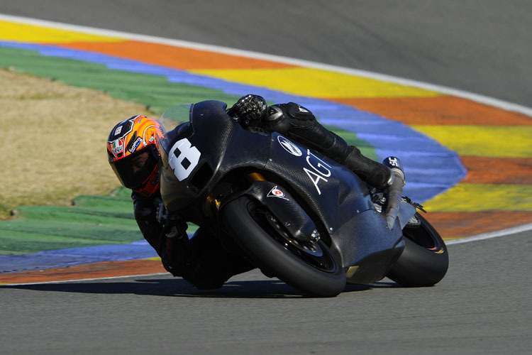 Gino Rea fährt 2014 eine Maschine von Suter