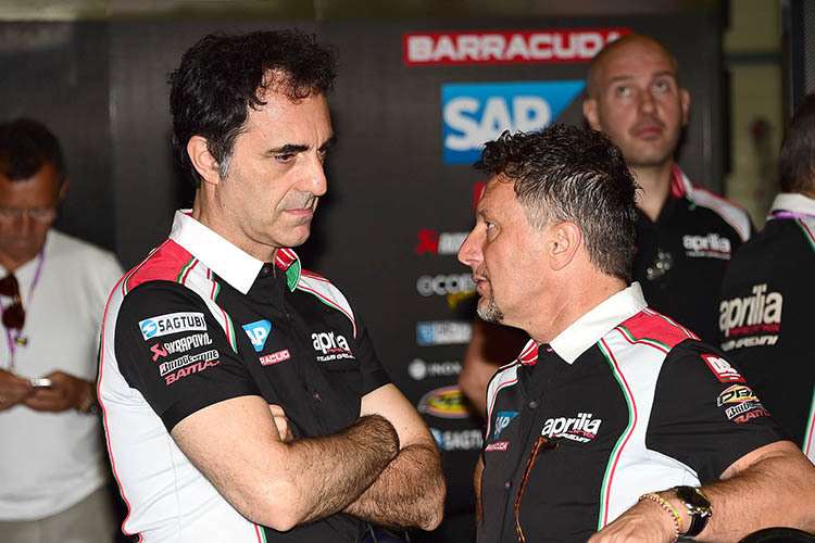 Aprilia-Renndirektor Romano Albesiano mit Teamchef Fausto Gresini