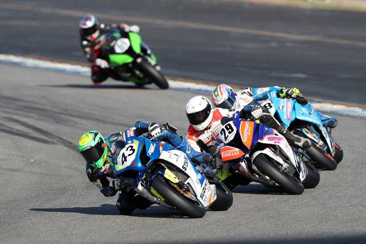 Luca Gründwald (43) mit der Suzuki in der IDM Superbike 2017