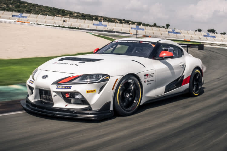 Der Toyota GR Supra GT4 bei geheimen Testfahrten 