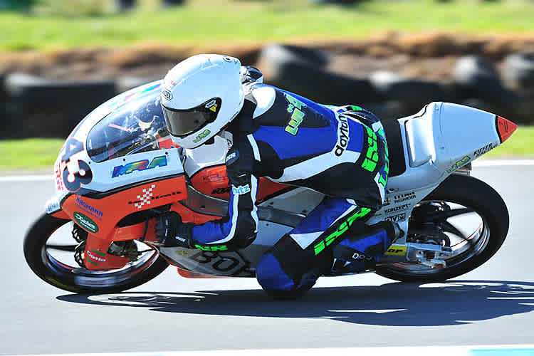 Luca Grünwald auf der Kalex-KTM des Kiefer-Teams