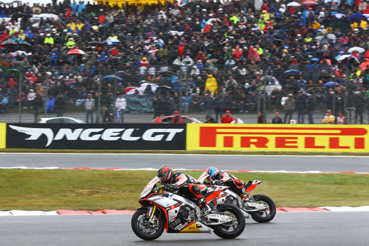 Sylvain Guintoli (50) und Marco Melandri (33) wollen in Portugal vorneweg fahren