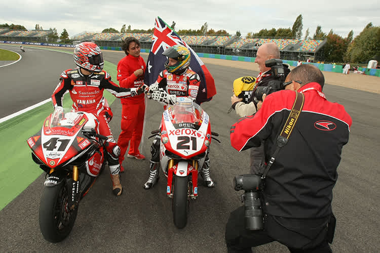 Nori Haga (41) und Troy Bayliss gehörten zu den prägenden Fahrern der zweiten Superbike-Dekade