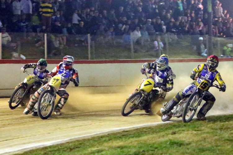 Finale in Morizes (v.l.): Richard Hall, Stéphane und Mathieu Trésarrieu, Theo Pijper