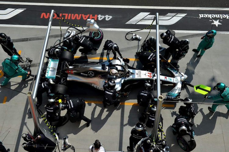 Boxenstopp bei Mercedes