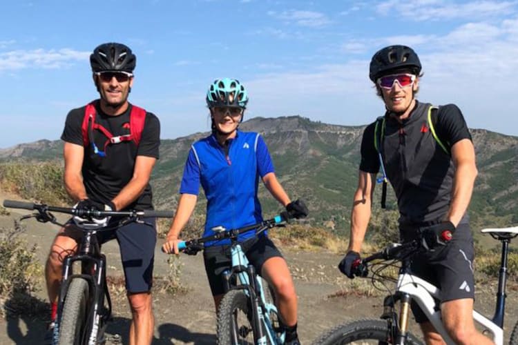 Mark Webber mit Sarah und Brendon Hartley