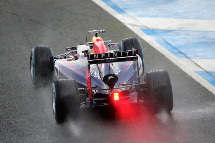 Das ständig brennende Licht kennen wir, ein blinkendes noch nicht so richtig