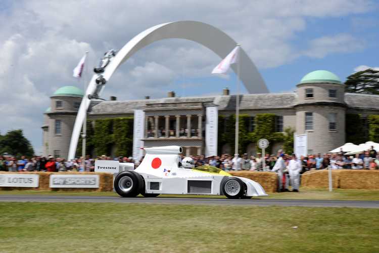 Wer ist das? Wo und wann ist das Bild geschossen worden?