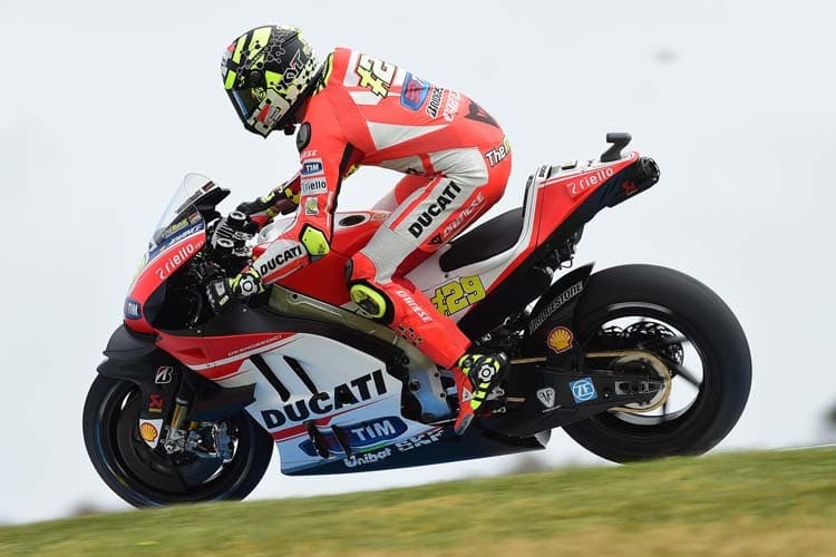 Andrea Iannone auf der Ducati GP15