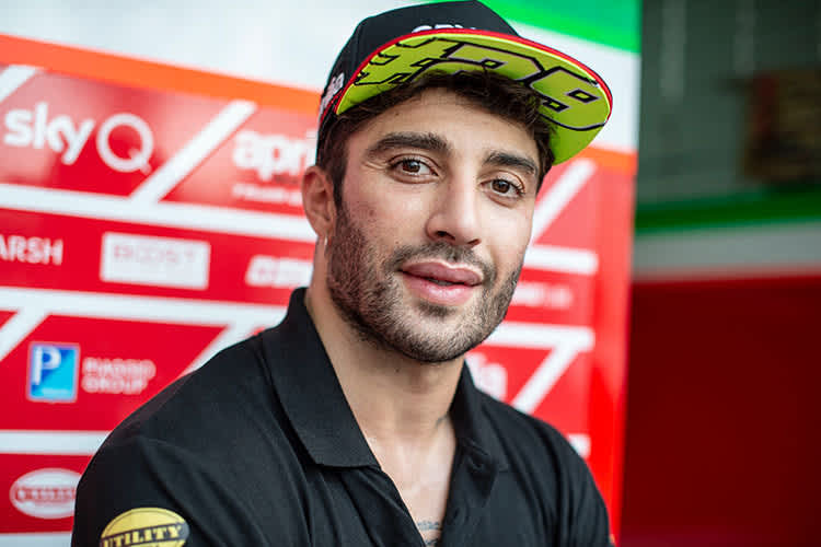 Andrea Iannone: Sind das nicht Schlauchbootlippen?