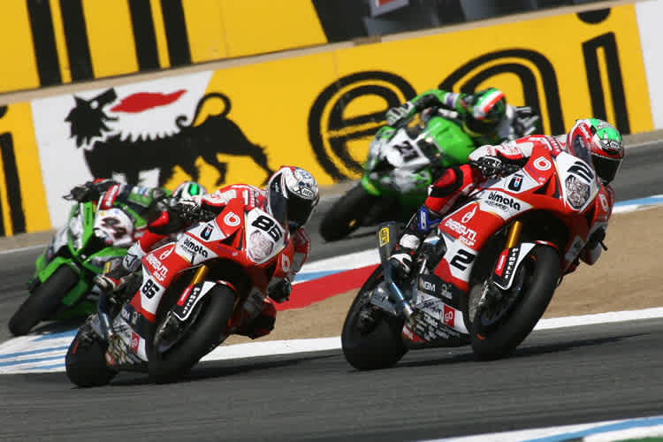 Christian Iddon (2) und Ayrton Badovini fahren für das Bimota-Werksteam