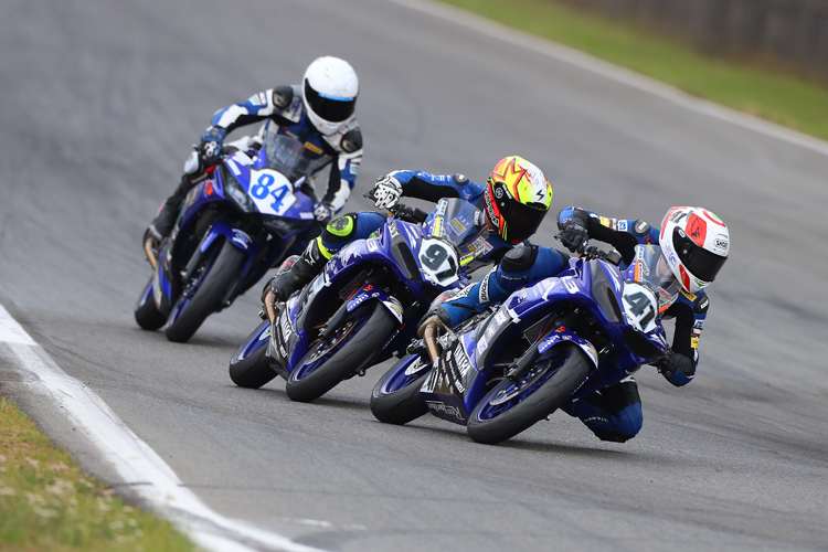 IDM Supersport 300 Titelkandidaten