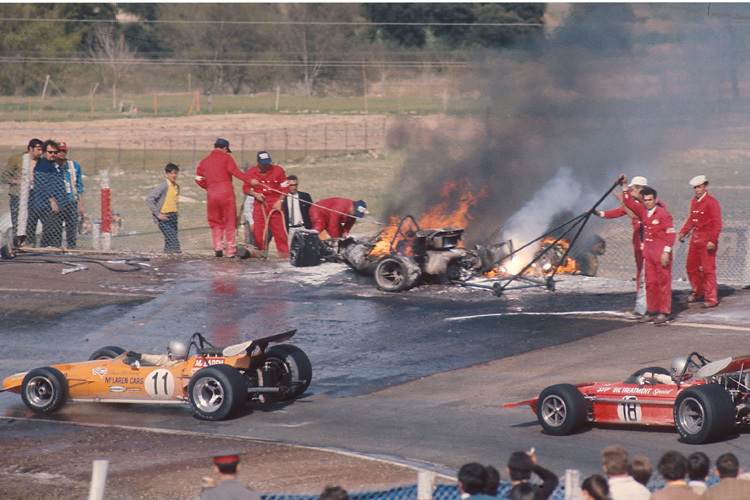 Feuerunfall mit Jackie Oliver und Jacky Ickx in Jarama 1970