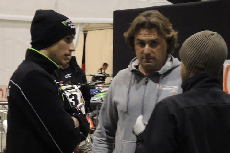 Sulivan Jaulin (li.): Der dreifache MX3-Weltmeister Yves Demaria gab bei Pro Circuit den Hinweis