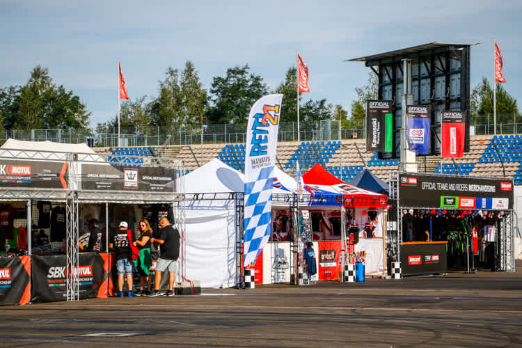 Der Lausitzring hat sich fein gemacht für die Fans