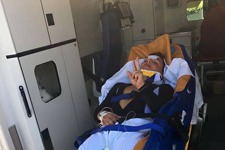 Gruß aus dem Krankenwagen