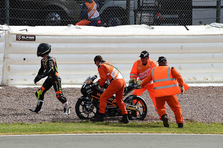 Im ersten Training riss Kappler die Kette seiner FTR-Honda