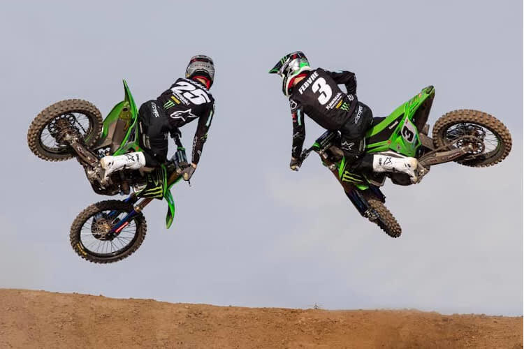 Clement Desalle #25 und Romain Febvre #3