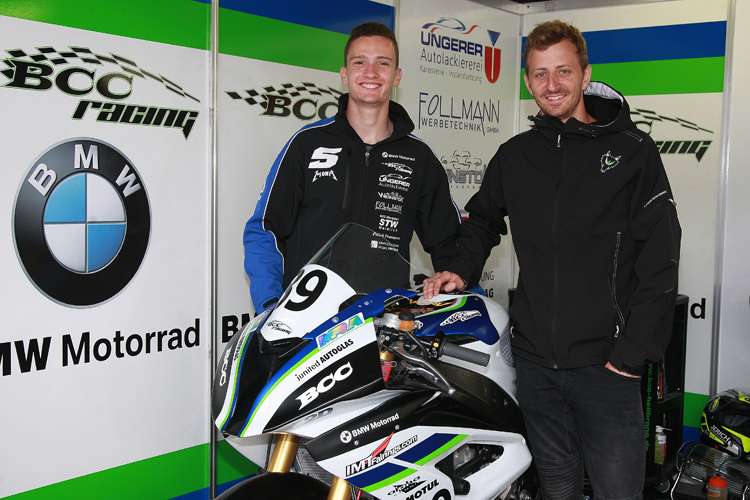 Mohr (li.), Kerschbaumer und eine BMW