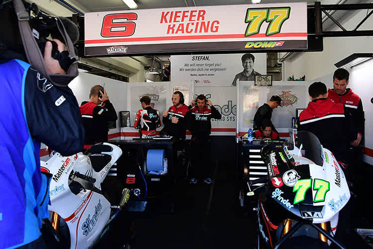 Das Kiefer-Team kann auch 2018 mit Domi Aegerter an den Start gehen