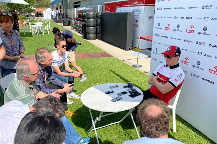 Kimi Räikkönen im Fahrerlager des Albert Park Circuit